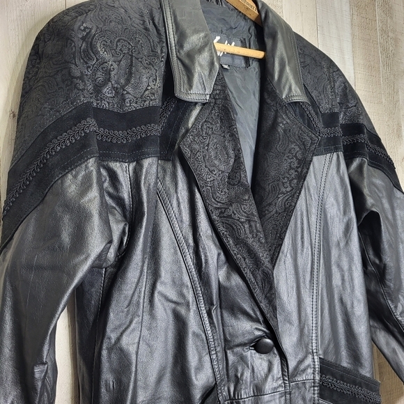 Winlet Long Leather Jacket. Black Paisley Size Small. - Picture 5 of 16